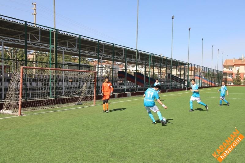 Finalde Hangi Okullar Karşılaşıyor 10