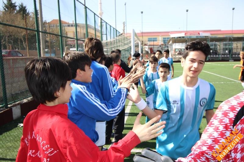 Finalde Hangi Okullar Karşılaşıyor 16