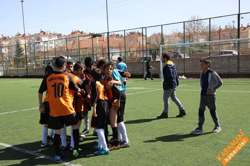 Finalde Hangi Okullar Karşılaşıyor