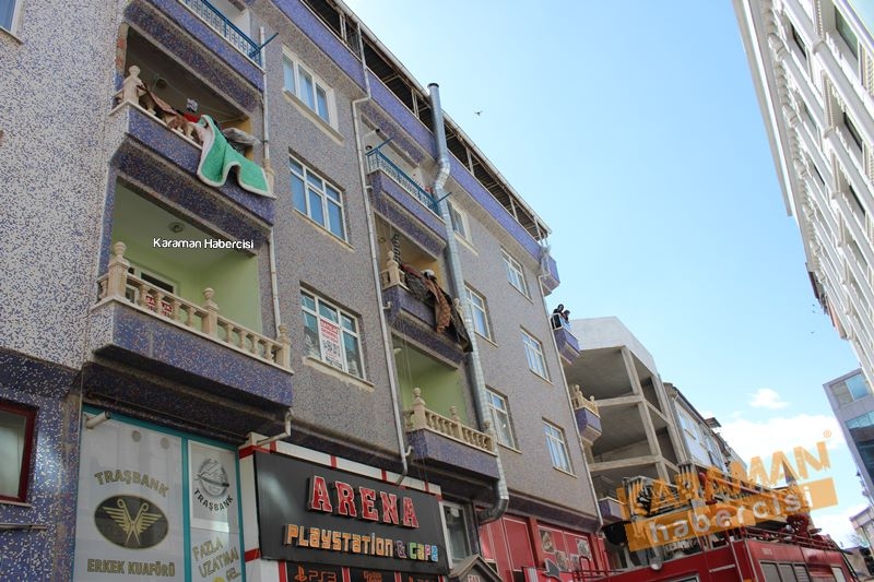 Karaman’da mülteci aile evinde çıkan yangın ucuz atlatıldı 5