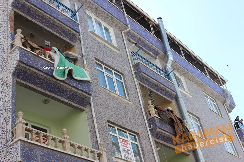 Karaman’da mülteci aile evinde çıkan yangın ucuz atlatıldı 6