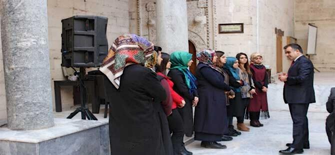 Karaman'da İşaret Dili Kursiyerleri Sertifikalarını Aldılar 5