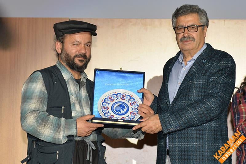 'Vay Başımıza Gelenler 2' Büyük Beğeni Toplanı 16