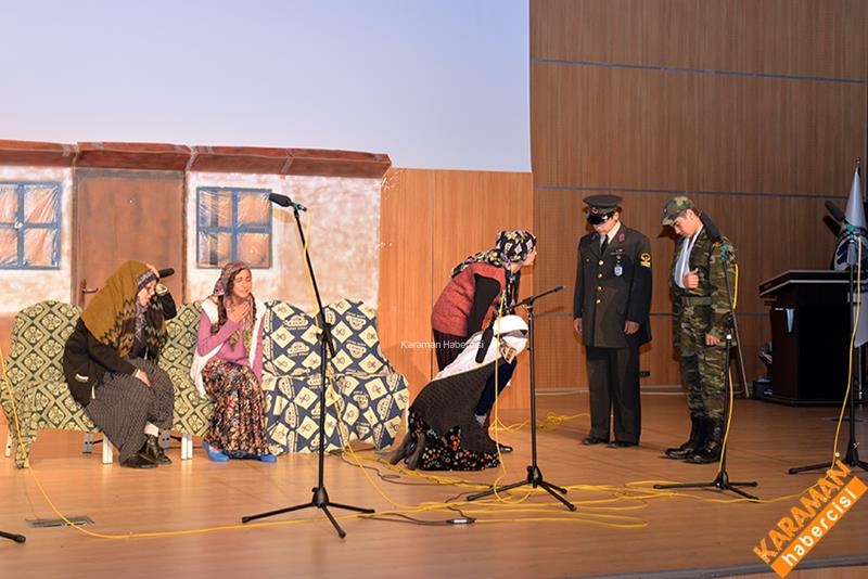 Çanakkale Zaferi Şiir Ve Tiyatro İle Anıldı 18