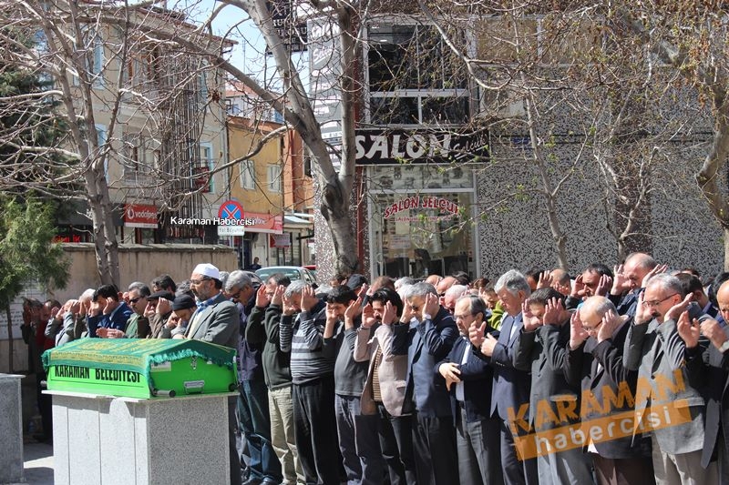 Esra Duru Dualarla Son Yolculuğuna Uğurlandı 10