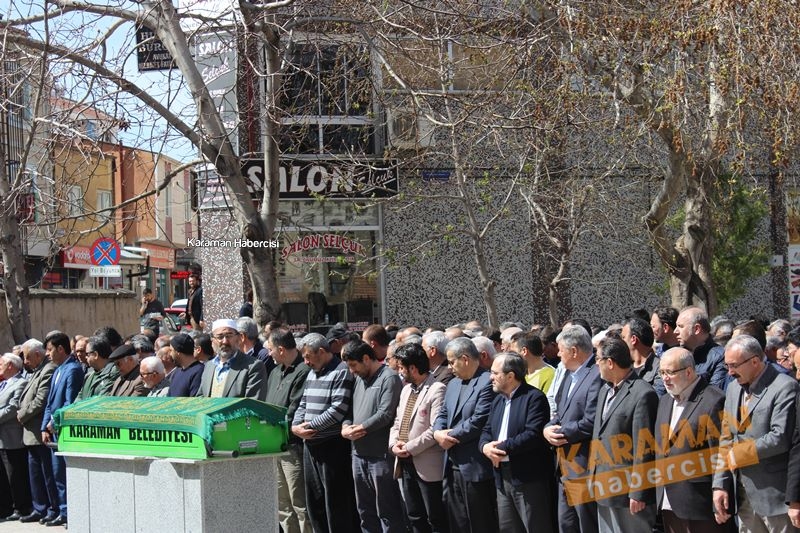 Esra Duru Dualarla Son Yolculuğuna Uğurlandı 12