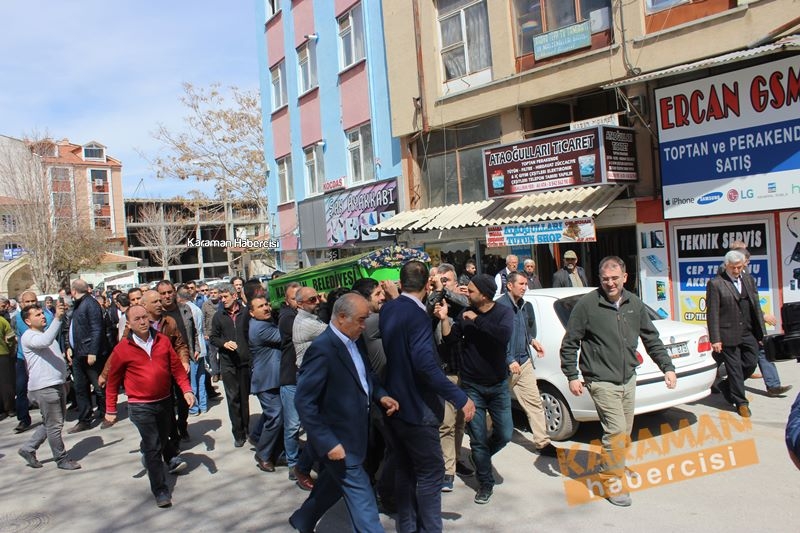 Esra Duru Dualarla Son Yolculuğuna Uğurlandı 3