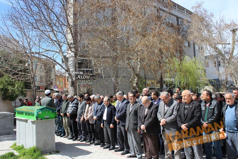 Esra Duru Dualarla Son Yolculuğuna Uğurlandı 6