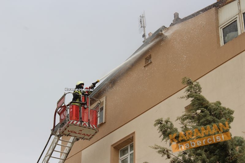 Karaman’da Çatı Katı Yangını 5