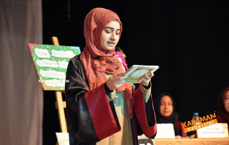 Karaman'da Ortaokullar Arası Münazara Yarışmasının Final Programı 3