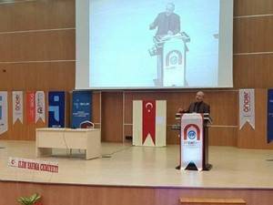 PROF. DR. ÇELİK’ten Türkiye ve Ortadoğu Konferansı