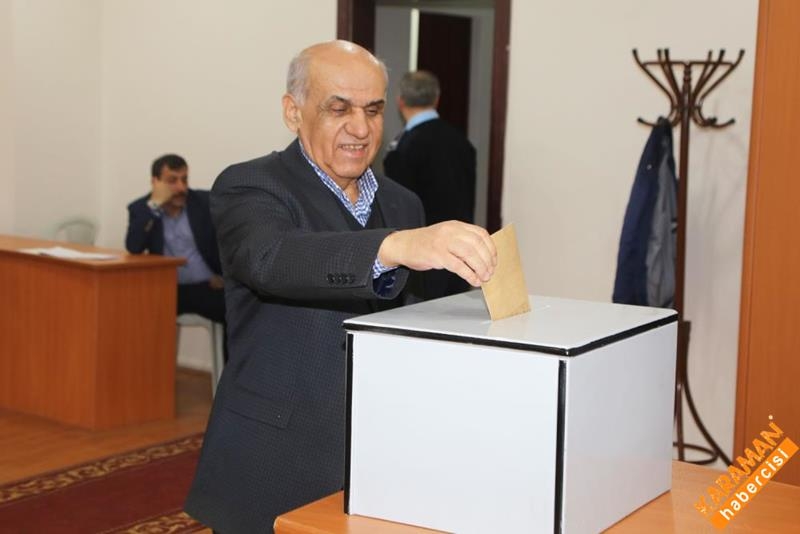 Belediye Meclisinde Komisyon Ve Encüman Üyeleri Belirlendi 7