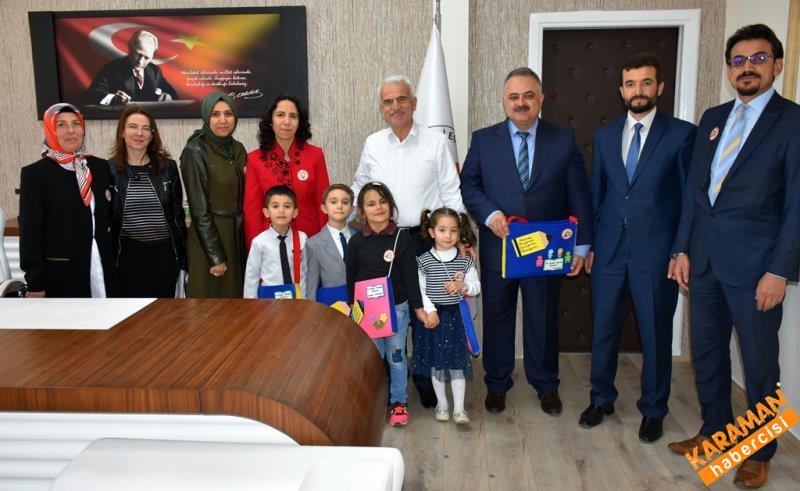 Haydi Değerli Anne Babalar Kitap Okuyup, Oyun Oynamaya 12