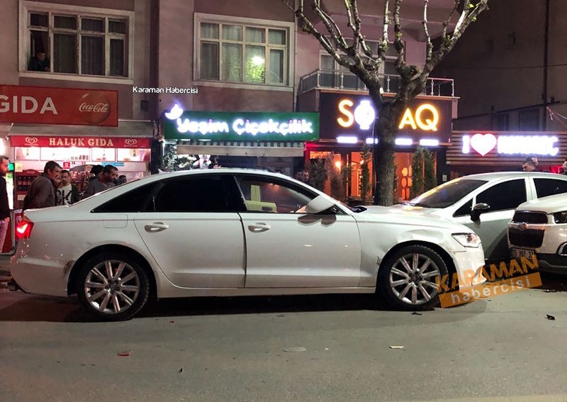 Karaman’ın en işlek caddelerinden İstasyon Caddesinde dün gece 5 araç bi 14