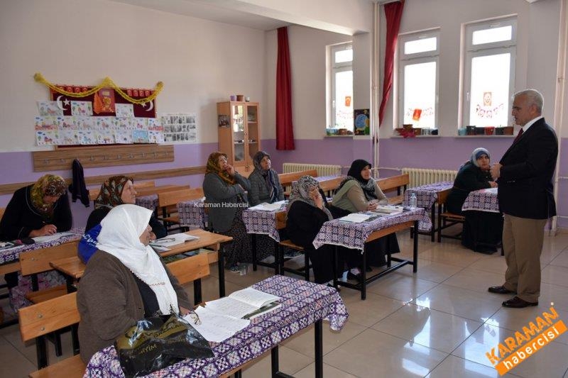 Okuma Yazma Öğrenen Teyzelere Sürpriz Ziyaret 4