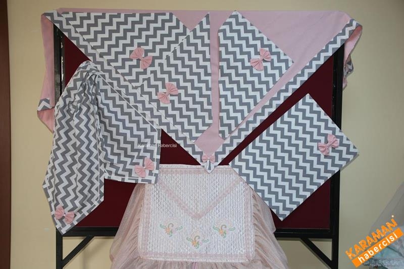 Hanımlar Lokalinden El Sanatları Karma Sergisi 6