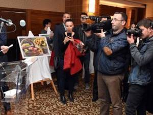 Kuntoğlu, “Yarının büyükleriyle daha güzel günlere erişeceğiz”