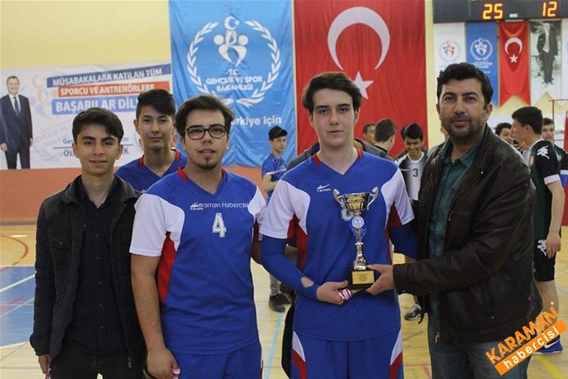 Kulüpler Arası Voleybol Müsabakaları Sona Erdi 6