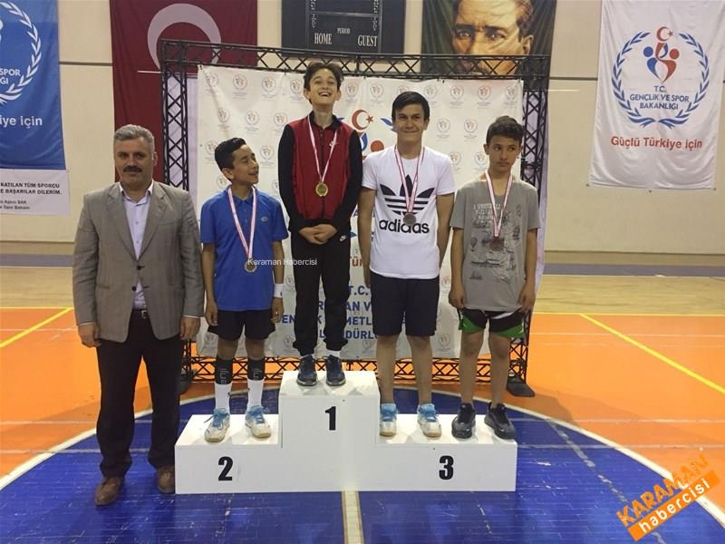 15 Yaş Altı Badminton İl Seçmeleri Tamamlandı 8