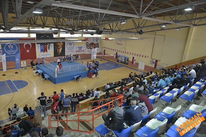 Üniversitelerarası Boks Şampiyonası Başladı 18