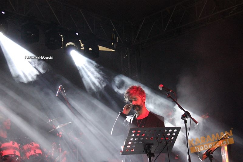 Manuş Baba Karaman’da Sahne Aldı 10