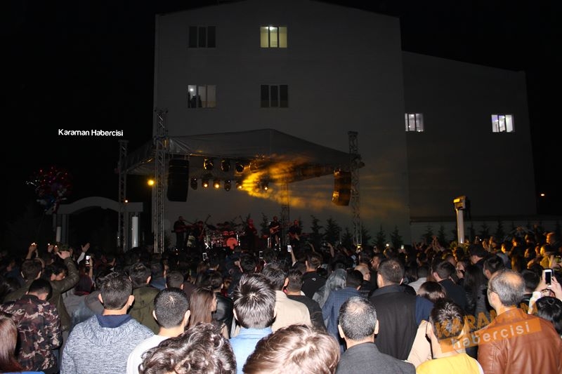 Manuş Baba Karaman’da Sahne Aldı 13