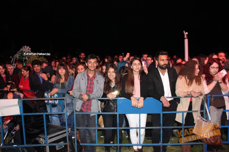 Manuş Baba Karaman’da Sahne Aldı 18