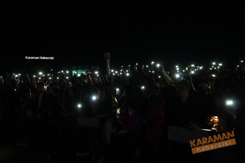 Manuş Baba Karaman’da Sahne Aldı 2