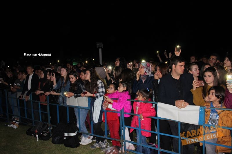 Manuş Baba Karaman’da Sahne Aldı 3