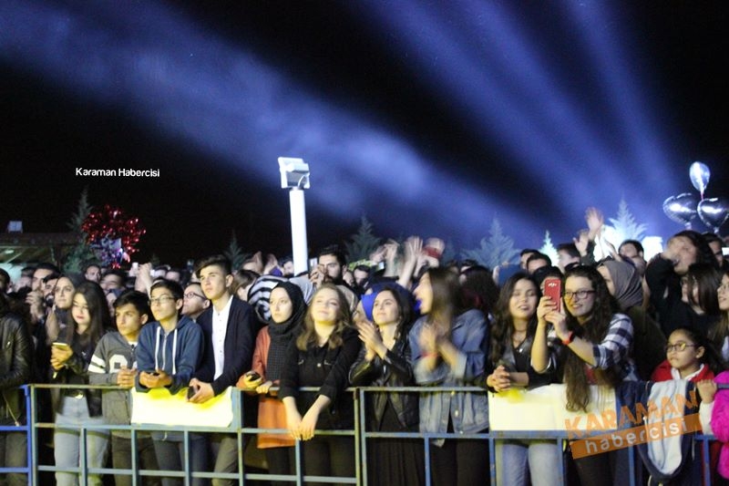 Manuş Baba Karaman’da Sahne Aldı 33