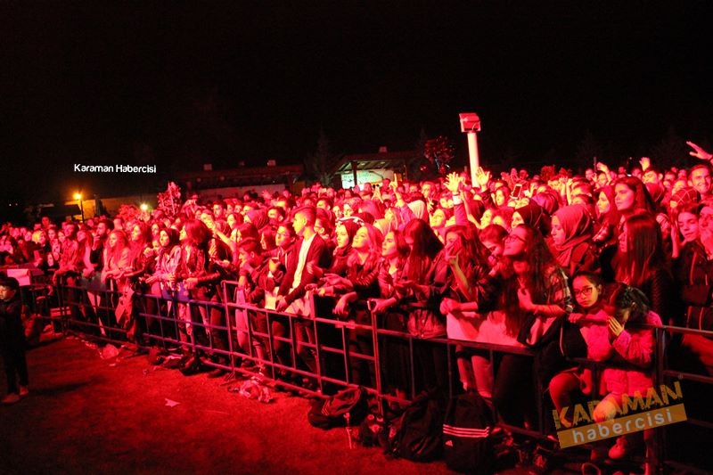 Manuş Baba Karaman’da Sahne Aldı 37