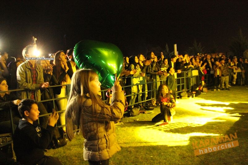 Manuş Baba Karaman’da Sahne Aldı 38