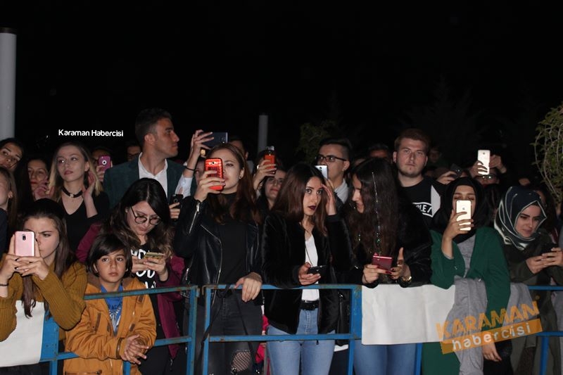 Manuş Baba Karaman’da Sahne Aldı 8