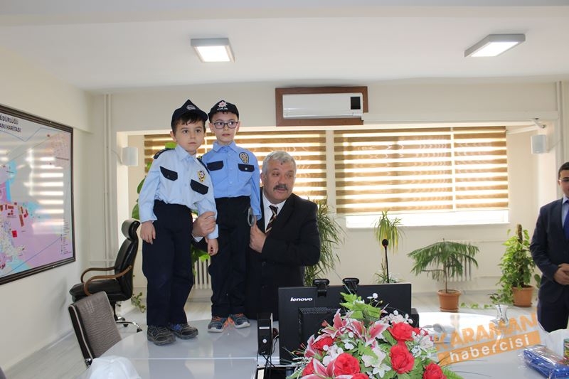 Emniyet Müdüründen Minikler Aracılığıyla Mesaj 17