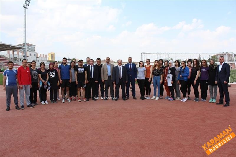 Milletvekili Şeker, Amatör Spor Kulüplerinin Temsilcileriyle Bir Araya G 7