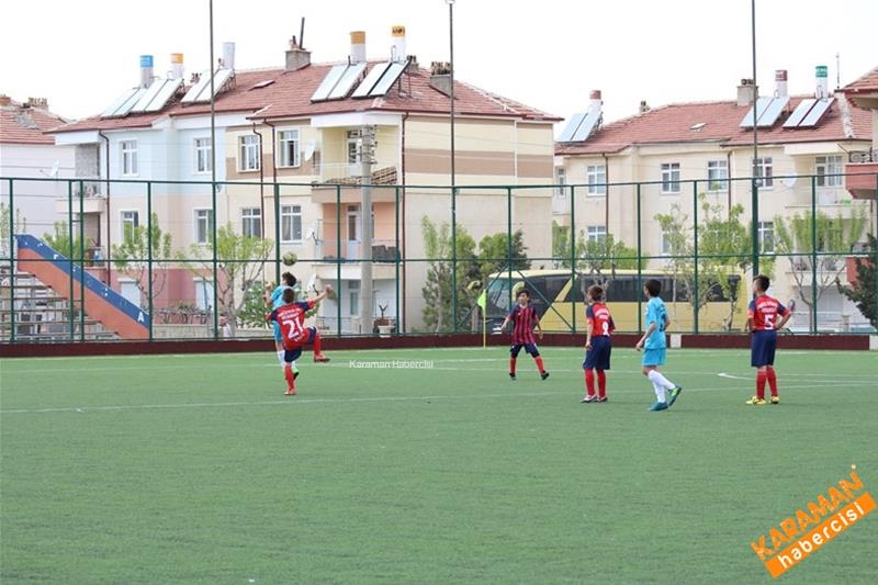 Okullararası Küçükler Futbol Grup Müsabakaları Sona Erdi 11