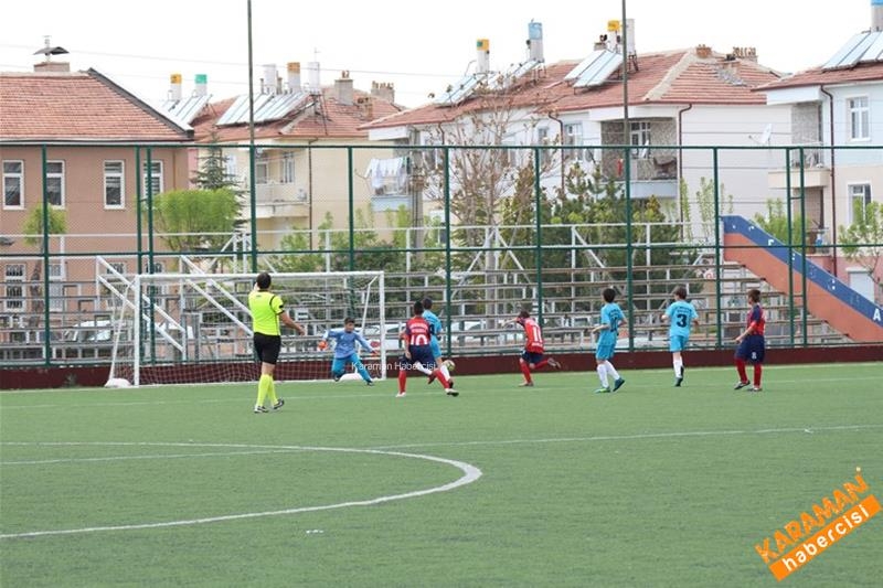 Okullararası Küçükler Futbol Grup Müsabakaları Sona Erdi 15