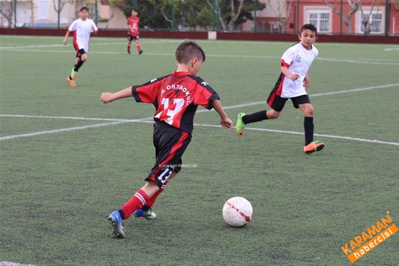 Okullararası Küçükler Futbol Grup Müsabakaları Sona Erdi 25
