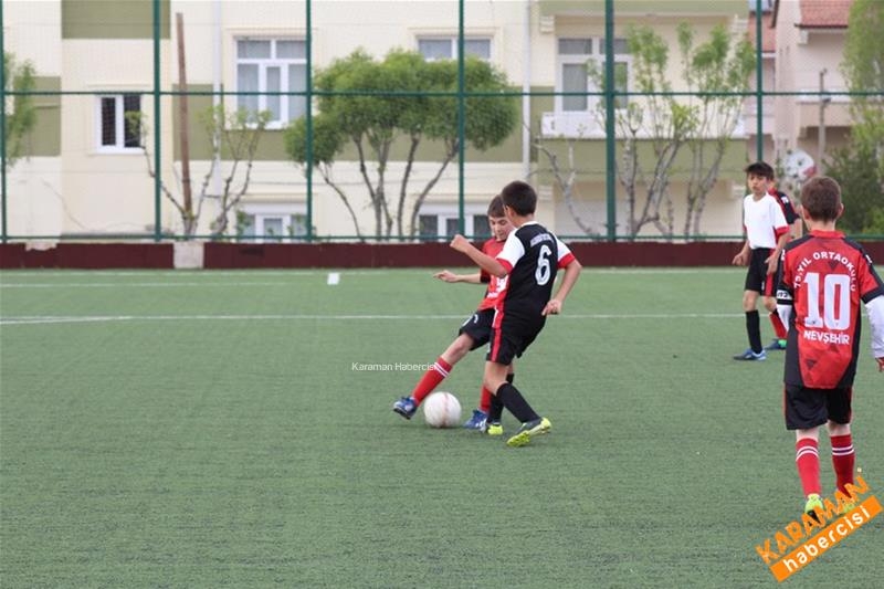 Okullararası Küçükler Futbol Grup Müsabakaları Sona Erdi 26