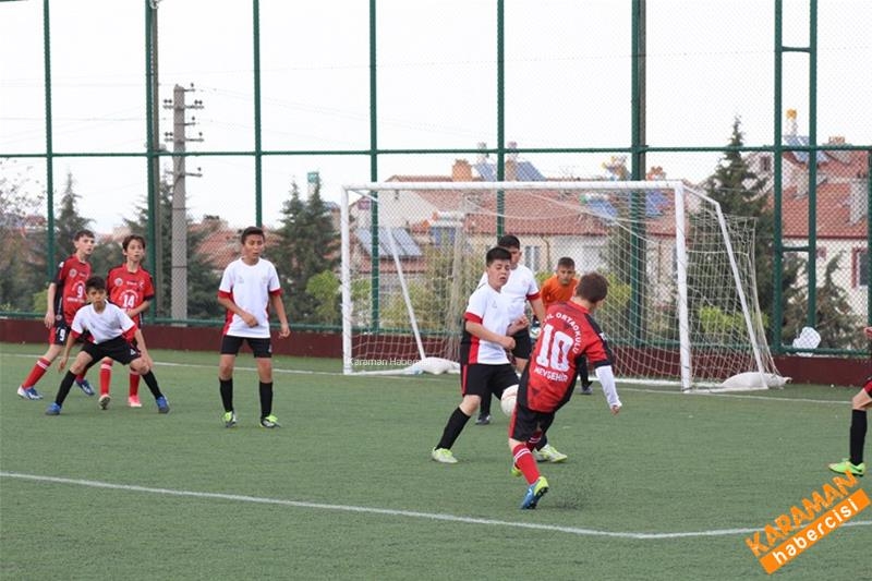 Okullararası Küçükler Futbol Grup Müsabakaları Sona Erdi 30