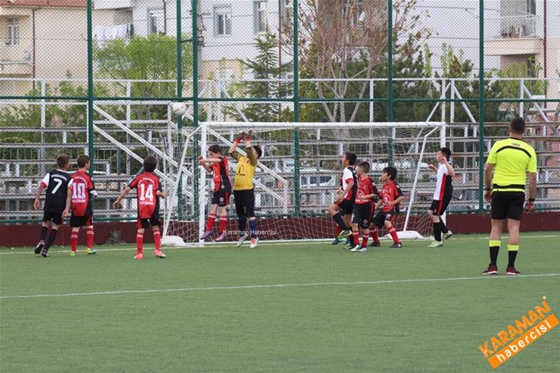 Okullararası Küçükler Futbol Grup Müsabakaları Sona Erdi 36