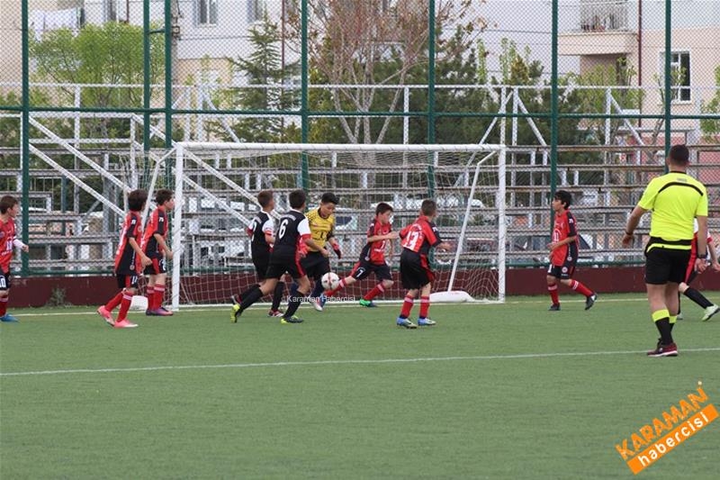 Okullararası Küçükler Futbol Grup Müsabakaları Sona Erdi 37