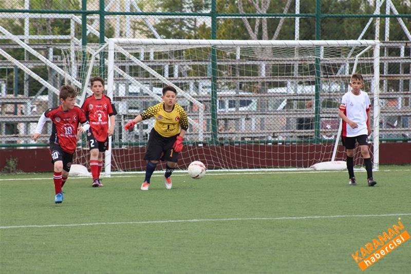 Okullararası Küçükler Futbol Grup Müsabakaları Sona Erdi 38