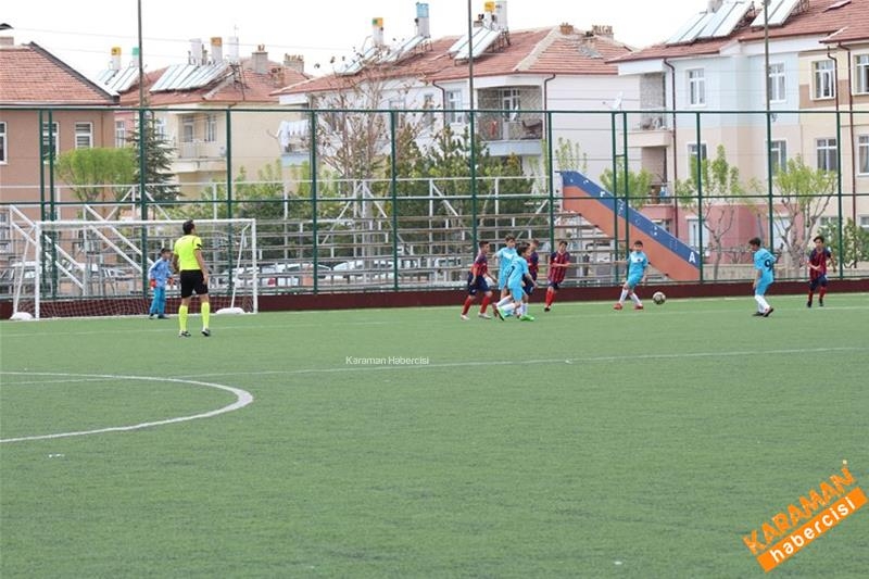 Okullararası Küçükler Futbol Grup Müsabakaları Sona Erdi 7