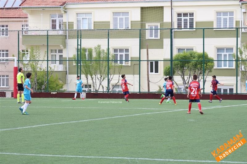 Okullararası Küçükler Futbol Grup Müsabakaları Sona Erdi 8