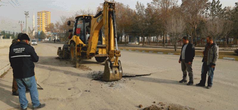 Larende Alt Geçit Projesi'nde İlk Kazma Vuruldu 1