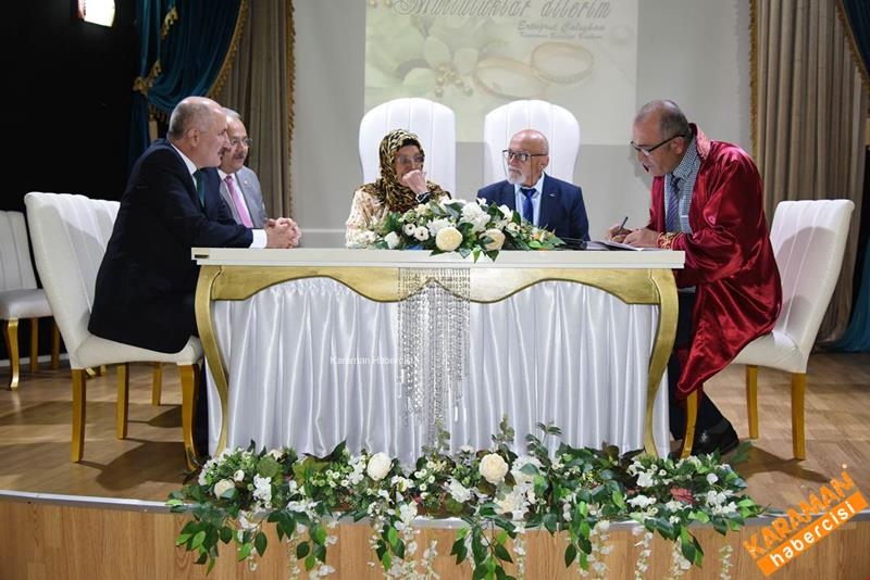 Vali Meral Yaşlı Çiftin Nikahına Şahitlik Etti 4