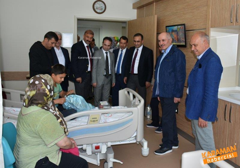 23 Nisan´ı Hastanede Kutladılar 11