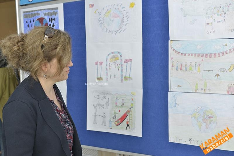 23 Nisan'da Çocuklar Duygularını Resimlere Yansıttı 10