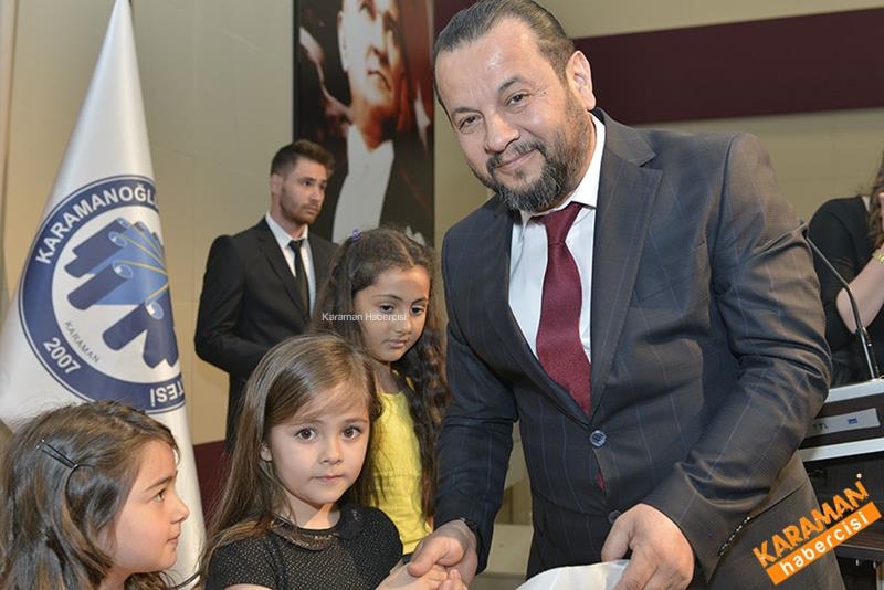 23 Nisan'da Çocuklar Duygularını Resimlere Yansıttı 16